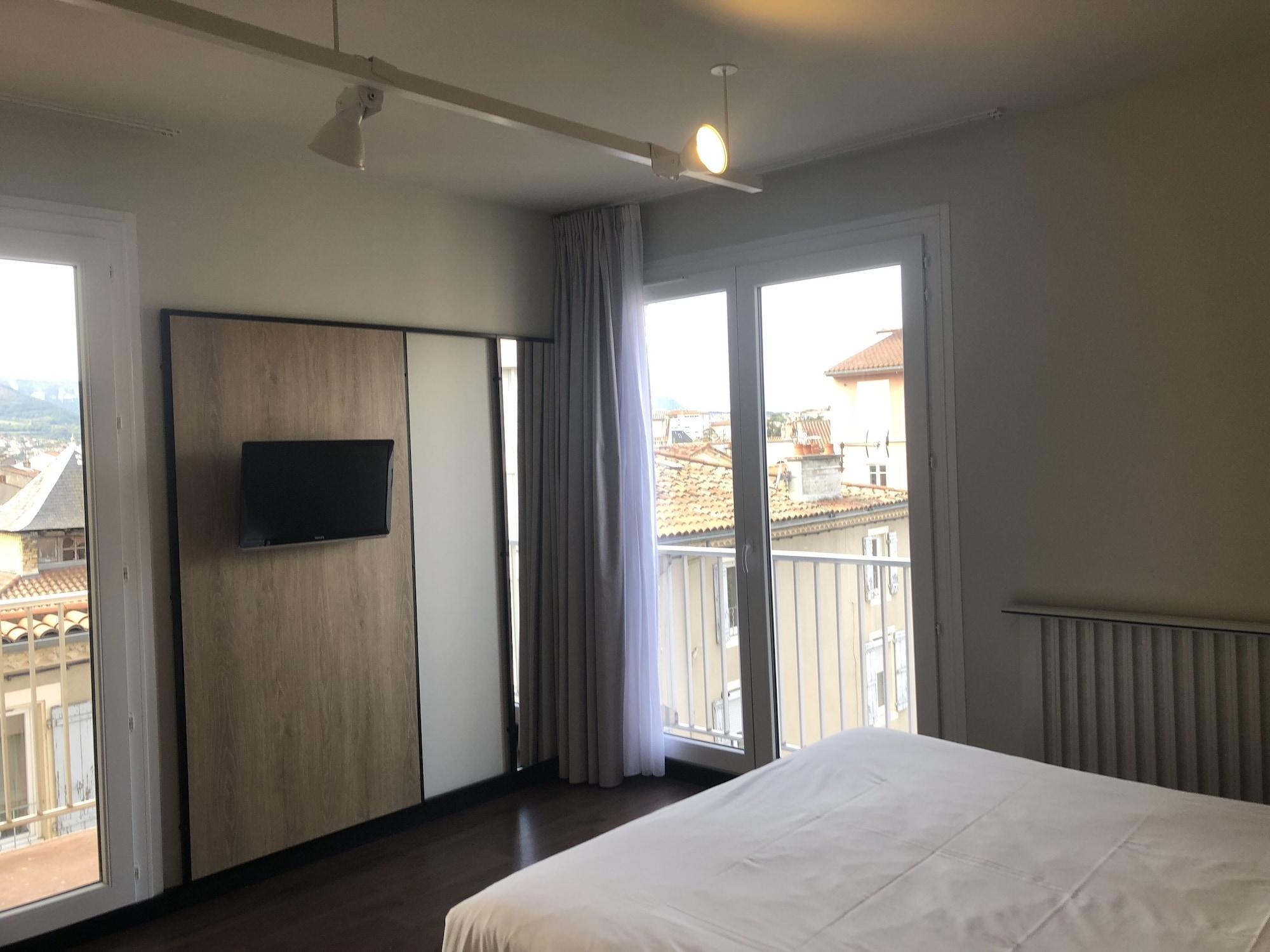 Отель Ibis Centre Мийо Экстерьер фото